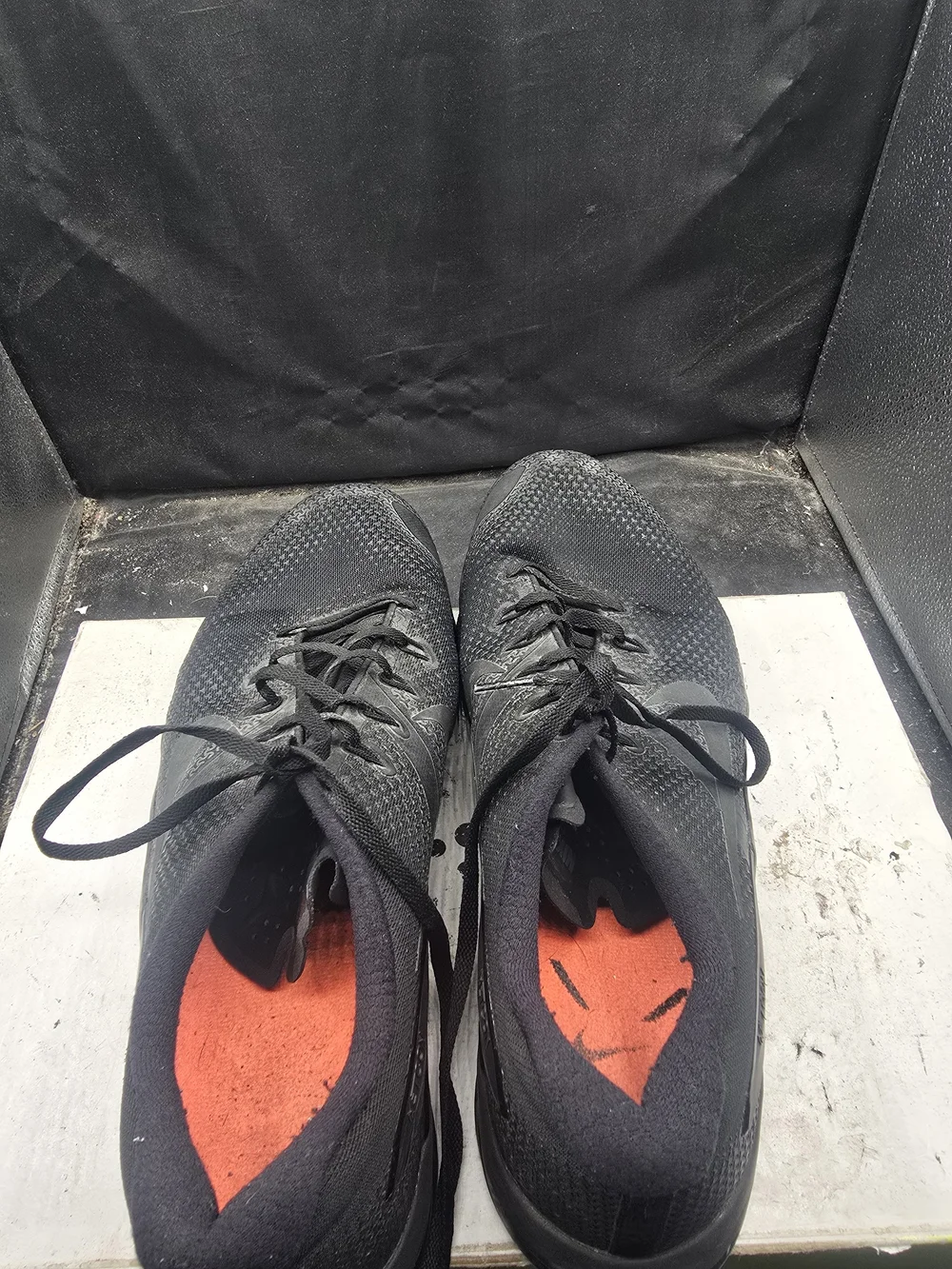 Nike Men's Black Athletic Running Shoes with Red Interior